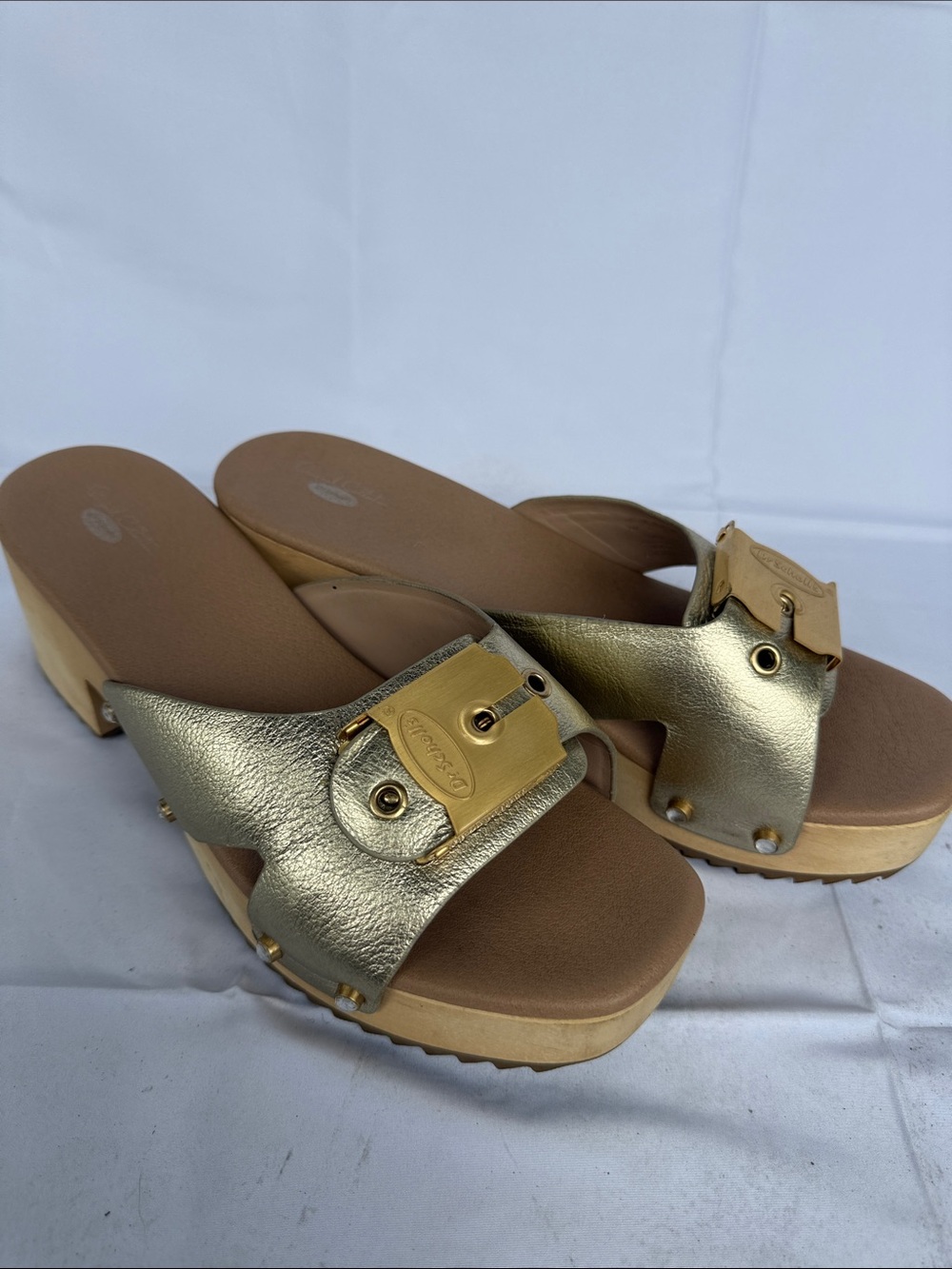 Dr. Scholl's Metallic Gold Leather Clogs with Buckle - Picture 3 of 7